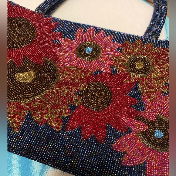 Blue Beaded Floral Handbag Purse.  Stunning Beadwork. - Picture 2 of 14
